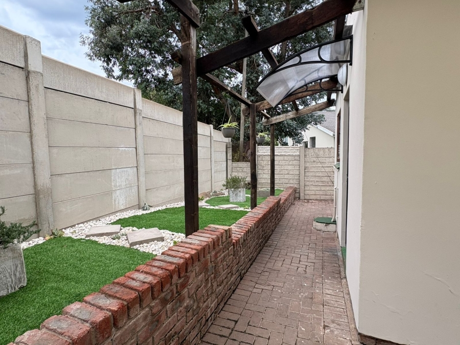 1 Bedroom Property for Sale in Beacon Bay Eastern Cape